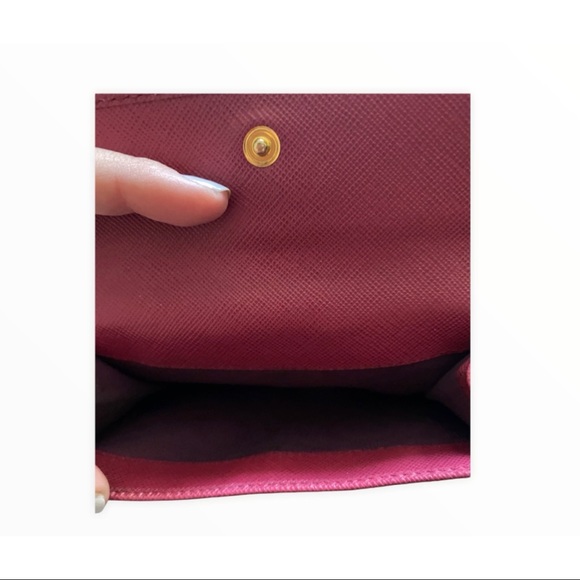 Prada small safiano leather wallet - Picture 5 of 7